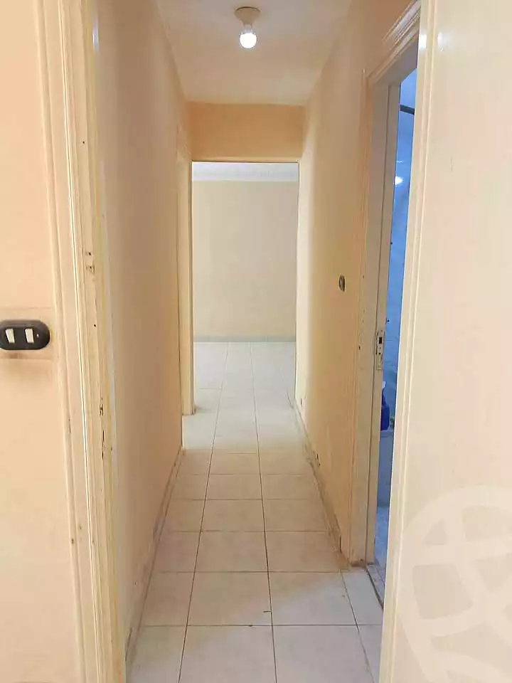 https://aqarmap.com.eg/en/listing/7150158-for-sale-alexandria-al-agamy-el-hanouvel-abd-el-moneam-gaber-st