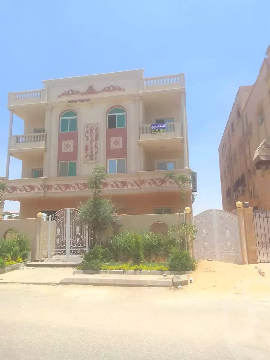 https://aqarmap.com.eg/ar/listing/7150100-for-sale-cairo-el-shorouk-lhy-lrb-neighbourhood-3