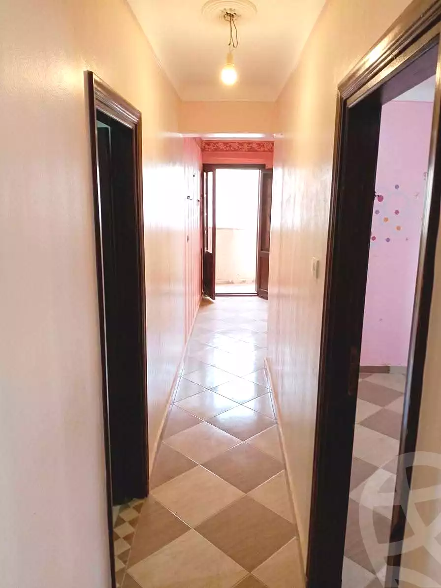 https://aqarmap.com.eg/ar/listing/7150566-for-sale-alexandria-new-miami-street-10