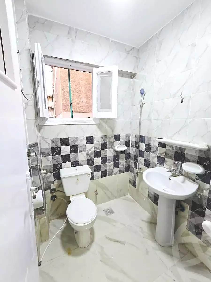 https://aqarmap.com.eg/ar/listing/7150633-for-sale-alexandria-al-agamy-shataa-el-nakheel