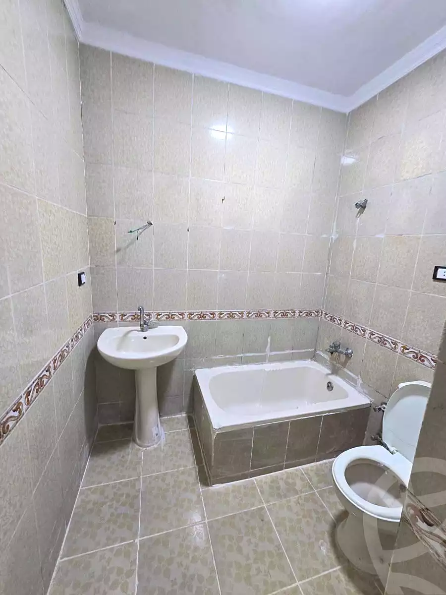 https://aqarmap.com.eg/en/listing/7150672-for-sale-alexandria-al-agamy