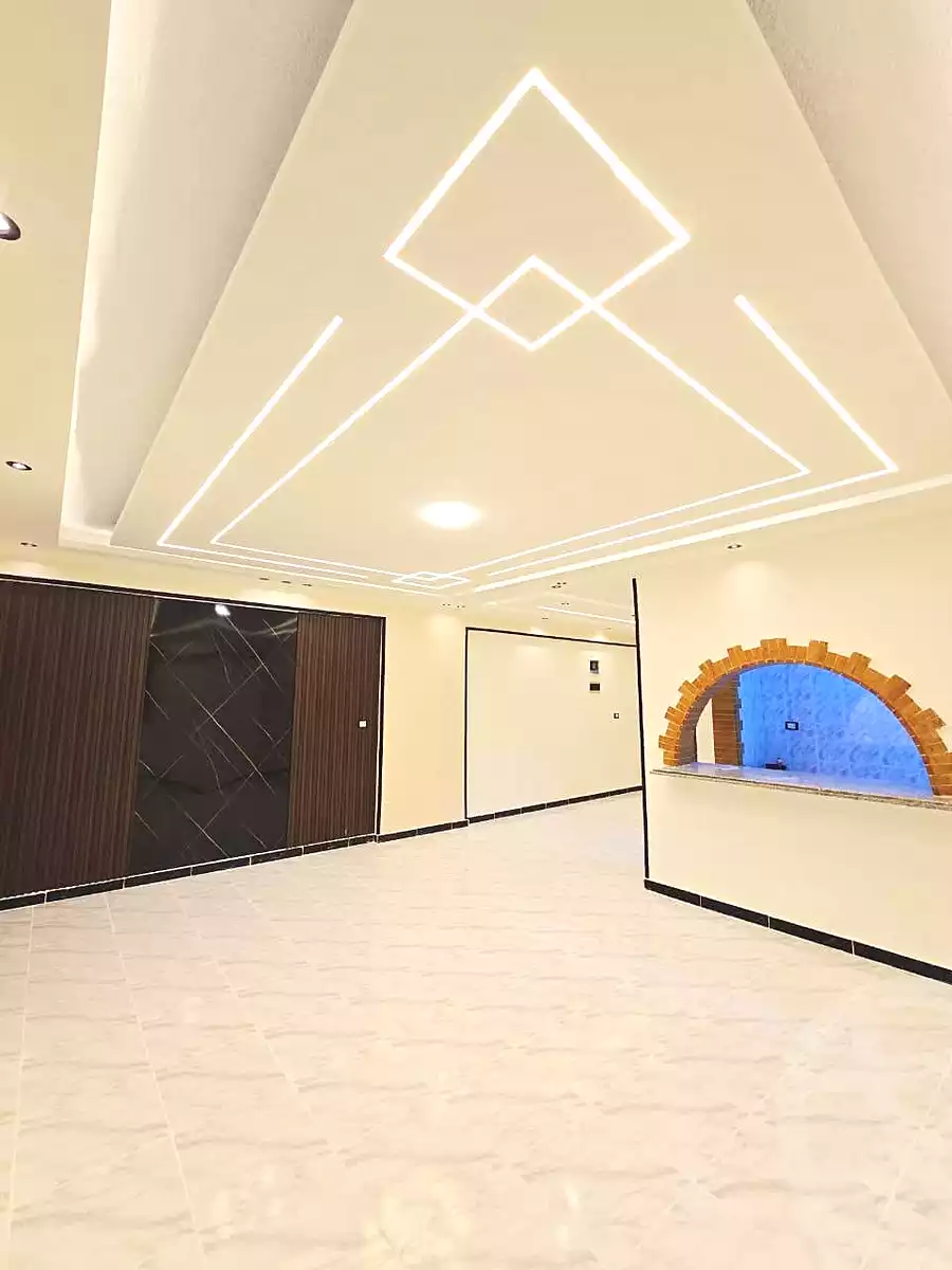 https://aqarmap.com.eg/ar/listing/7150757-for-sale-alexandria-al-agamy-shataa-el-nakheel-street-63