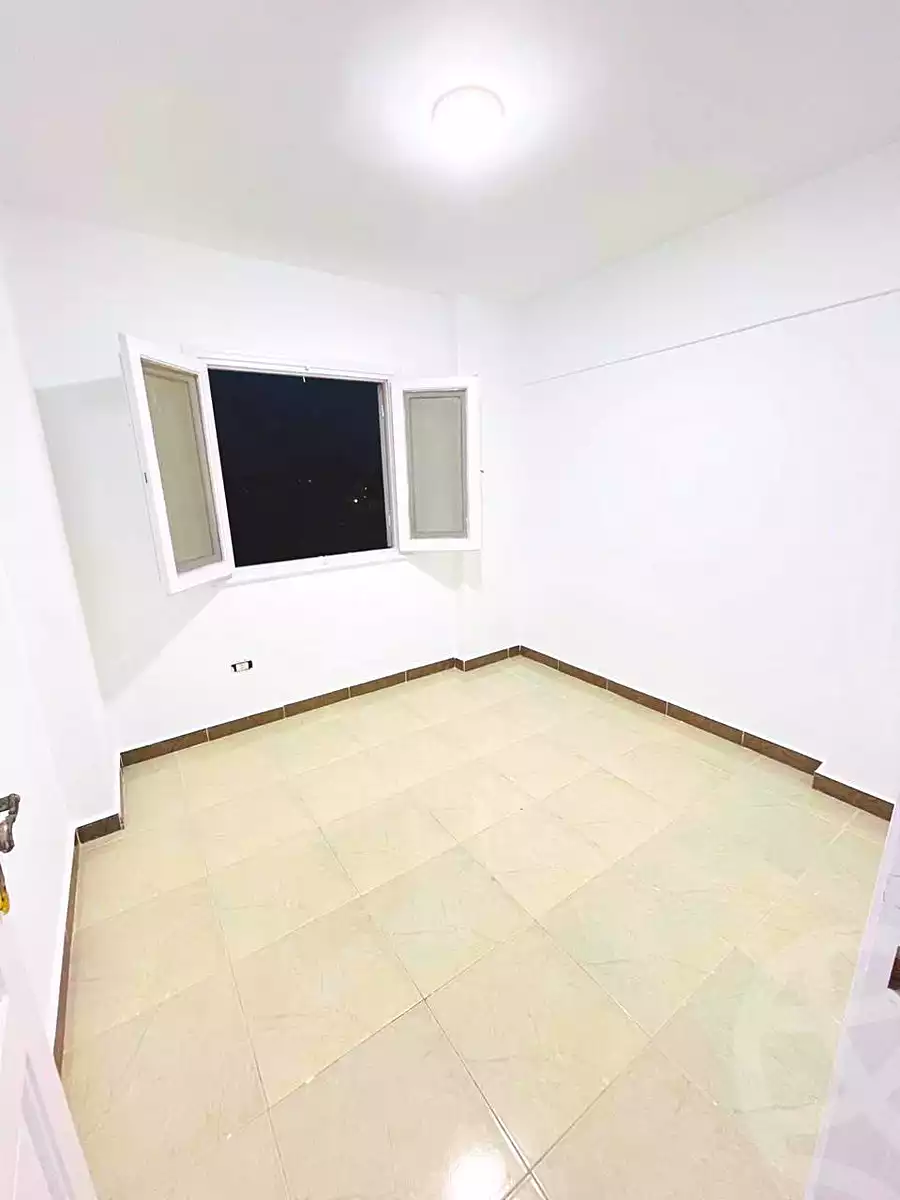https://aqarmap.com.eg/ar/listing/7150765-for-sale-alexandria-al-agamy-shataa-el-nakheel