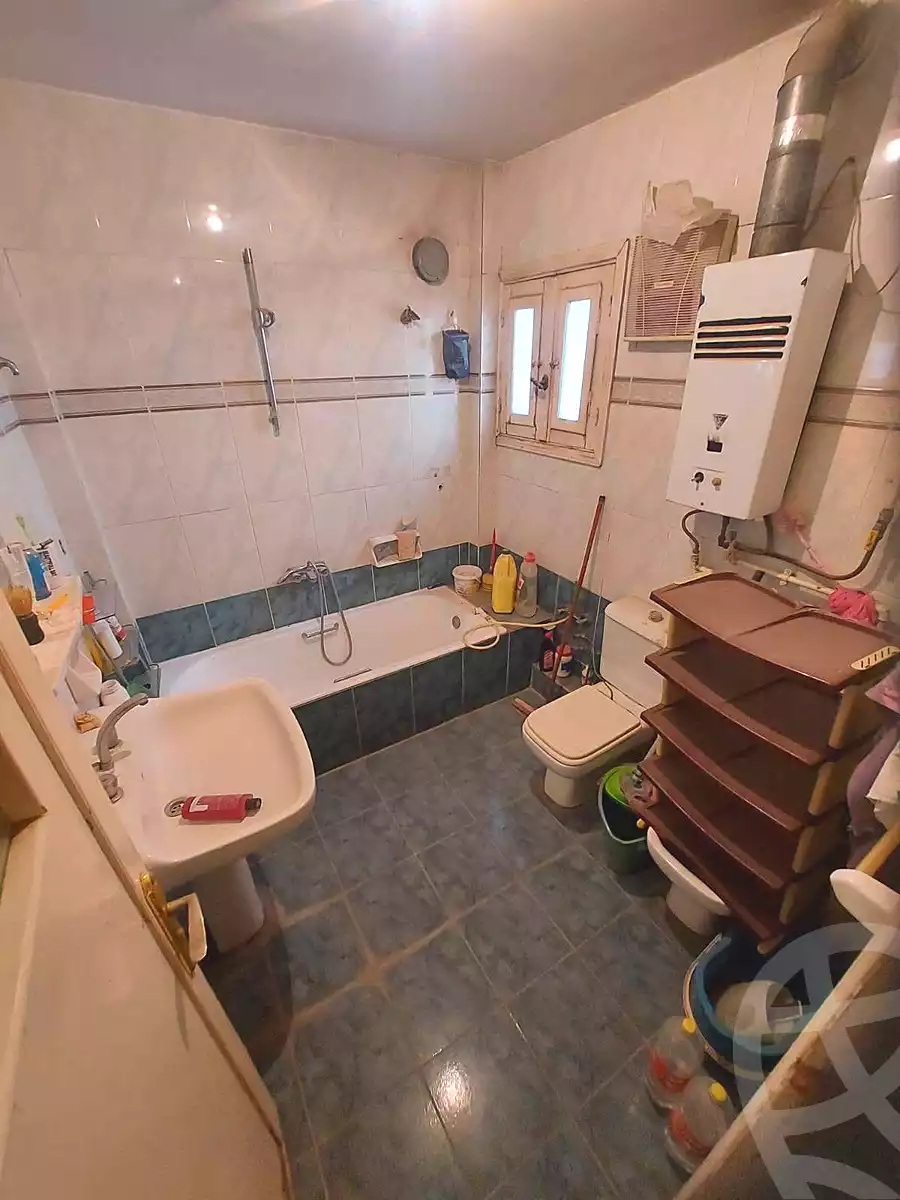 https://aqarmap.com.eg/en/listing/7150789-for-sale-cairo-helwan-helwan-el-sharkeya-borhan-st