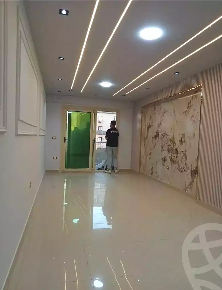 https://aqarmap.com.eg/ar/listing/7151430-for-sale-alexandria-sydy-bshr-sydy-bshr-bhry-shr-khld-bn-lwlyd