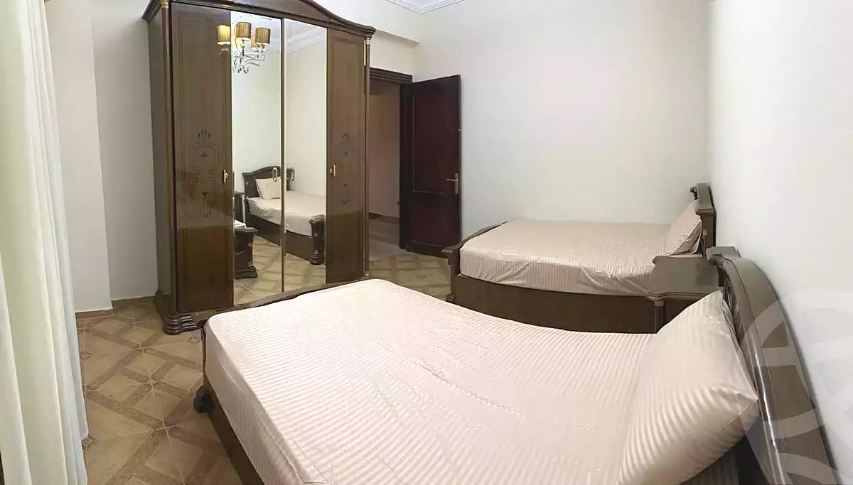 https://aqarmap.com.eg/en/listing/7151875-for-rent-cairo-new-cairo-first-settlement-mhwr-mstfy-kml