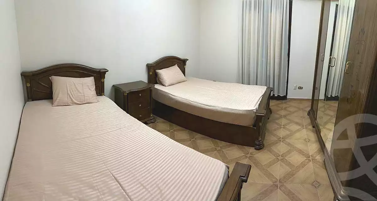 https://aqarmap.com.eg/en/listing/7151875-for-rent-cairo-new-cairo-first-settlement-mhwr-mstfy-kml
