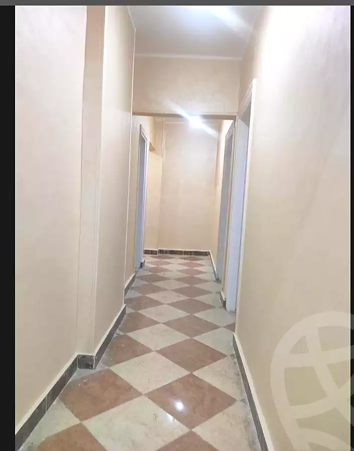 https://aqarmap.com.eg/ar/listing/7151937-for-sale-cairo-helwan-helwan-el-sharkeya-latif-basha-st