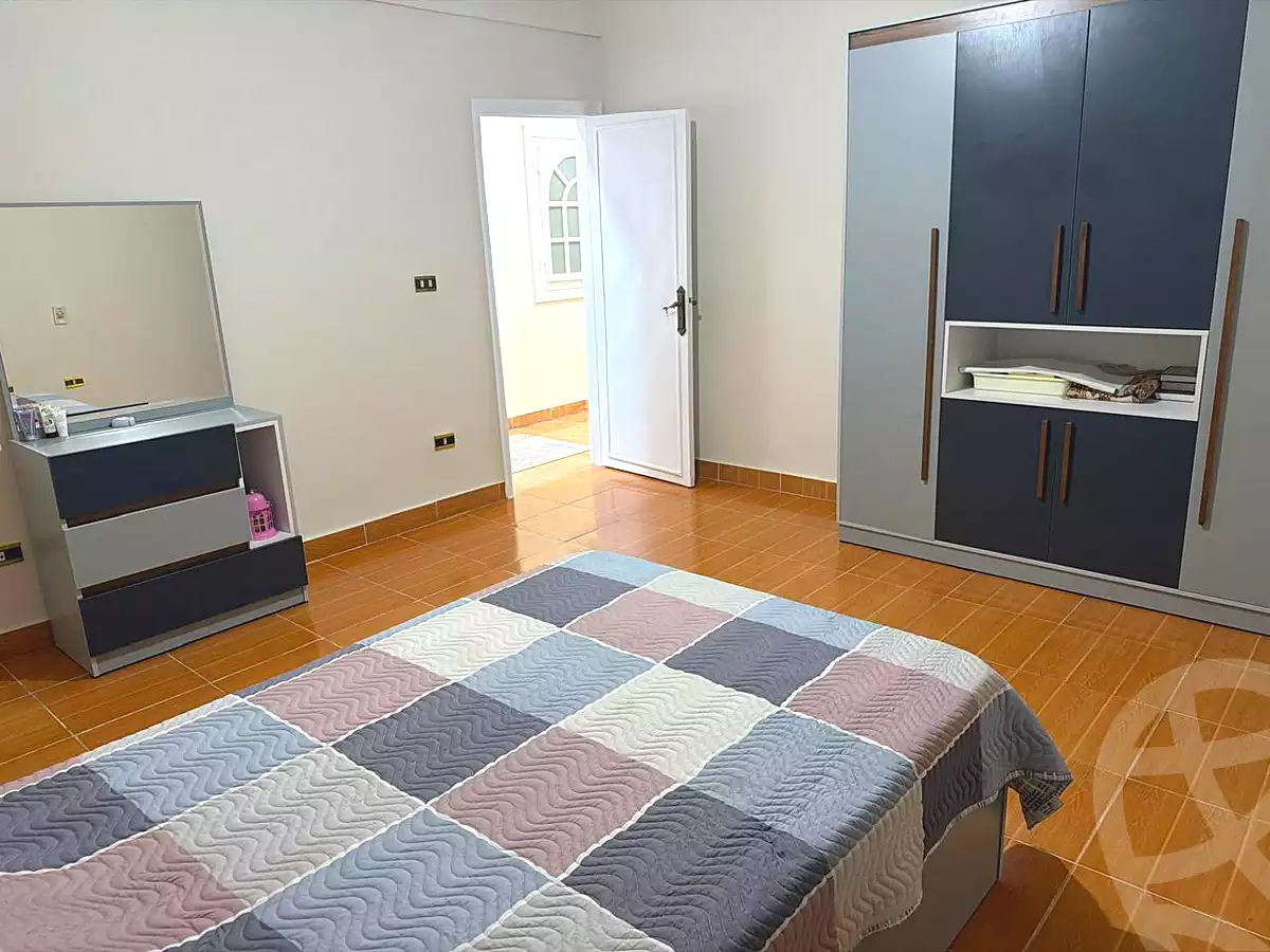 https://aqarmap.com.eg/ar/listing/7152038-for-sale-cairo-new-cairo-el-narges-el-narges-omarat-youssef-el-gendy-st