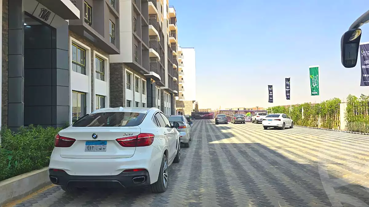 https://aqarmap.com.eg/ar/listing/7152075-for-sale-cairo-new-administrative-capital-r7-green-avenue