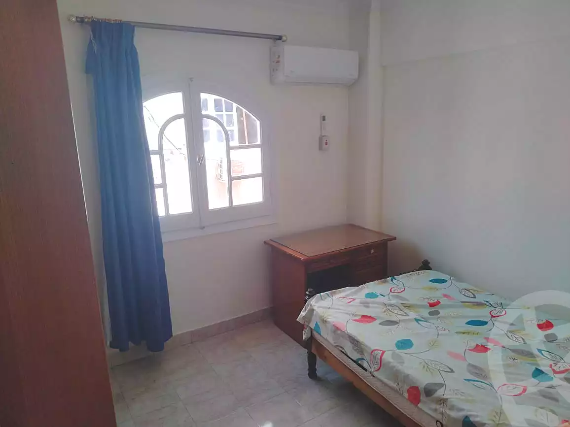 https://aqarmap.com.eg/ar/listing/7152111-for-rent-cairo-6th-of-october-el-ahyaa-neighborhood-1st-al-maahad