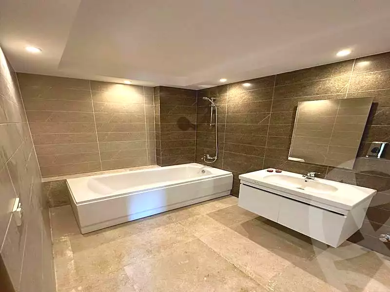 https://aqarmap.com.eg/en/listing/7152282-for-sale-cairo-el-shorouk-compounds-aljar-british-district-compound