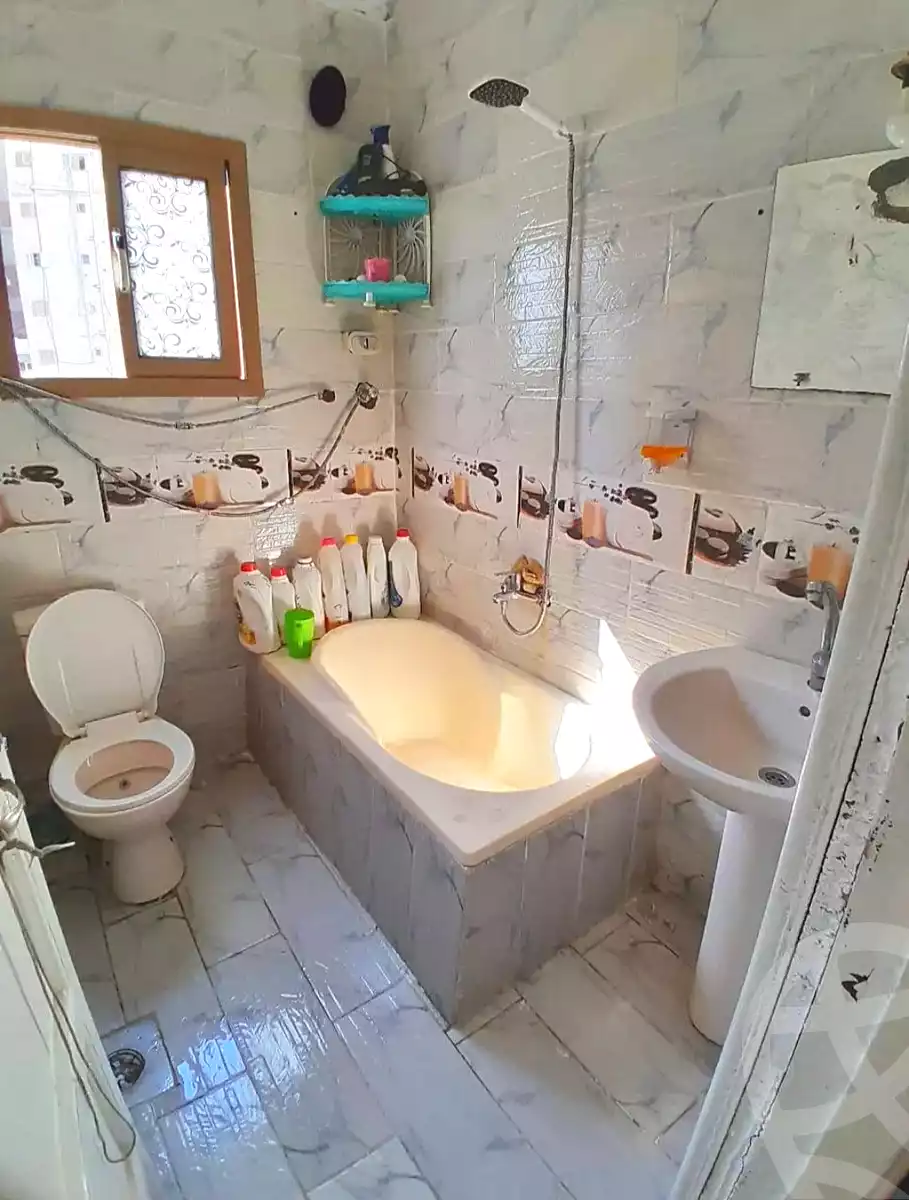 https://aqarmap.com.eg/ar/listing/7152575-for-sale-alexandria-sydy-bshr-sydy-bshr-bhry-ali-hipa-st