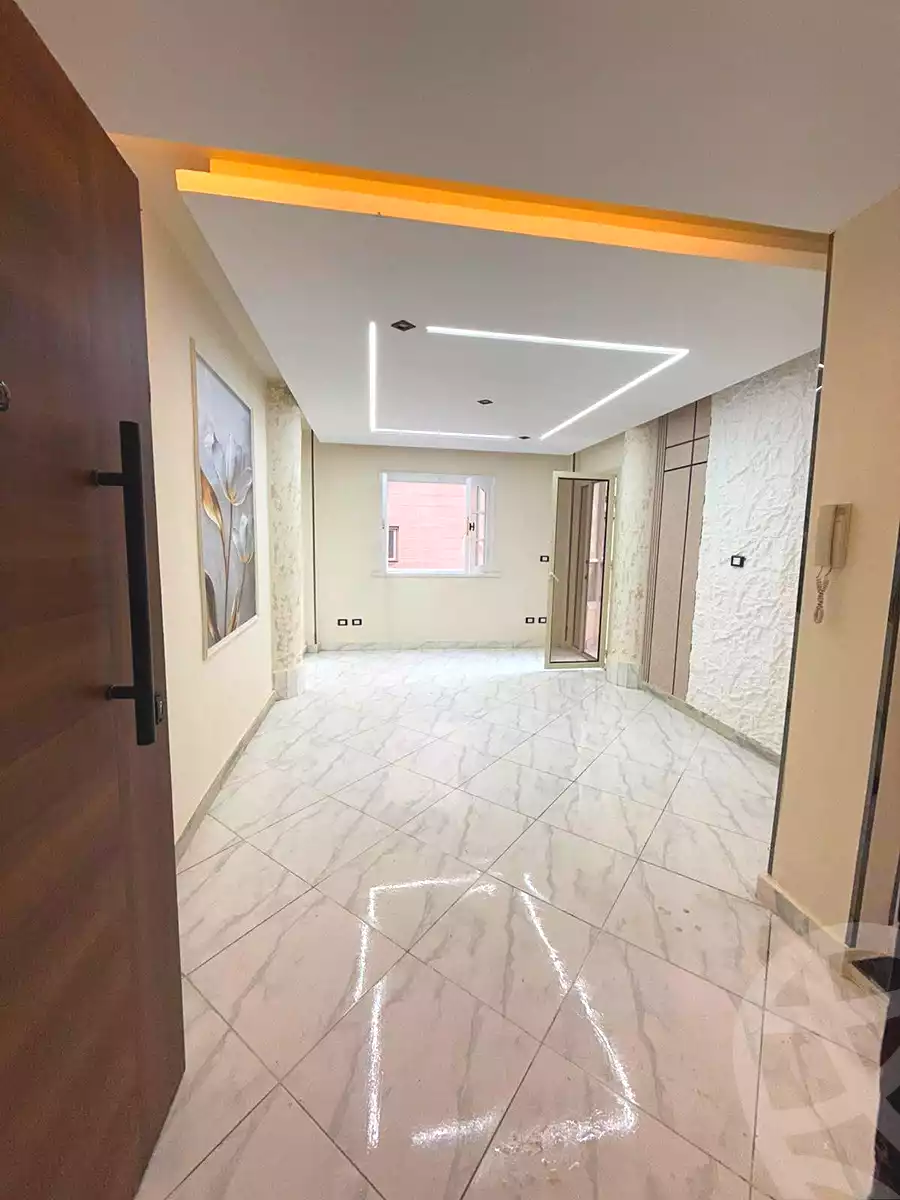 https://aqarmap.com.eg/ar/listing/7152627-for-sale-alexandria-sydy-bshr-sydy-bshr-bhry-mohamed-el-srafi-st.