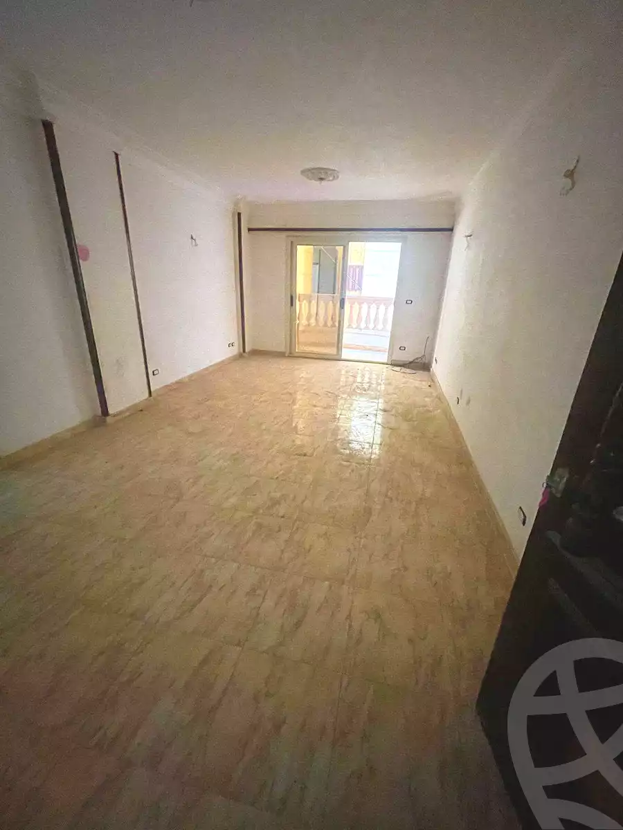 https://aqarmap.com.eg/en/listing/7152704-for-sale-alexandria-al-agamy-lbytsh-shahr-al-assal-st