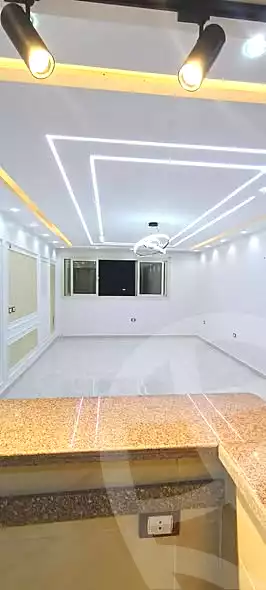 https://aqarmap.com.eg/en/listing/7153077-for-sale-cairo-helwan-hadayek-helwan-nile-corniche-st