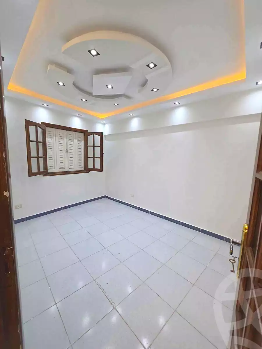 https://aqarmap.com.eg/en/listing/7153593-for-sale-alexandria-miami-mohammed-galal-hammad-st