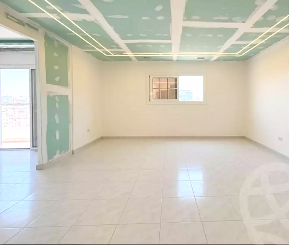 https://aqarmap.com.eg/ar/listing/7153837-for-sale-alexandria-moharram-bey