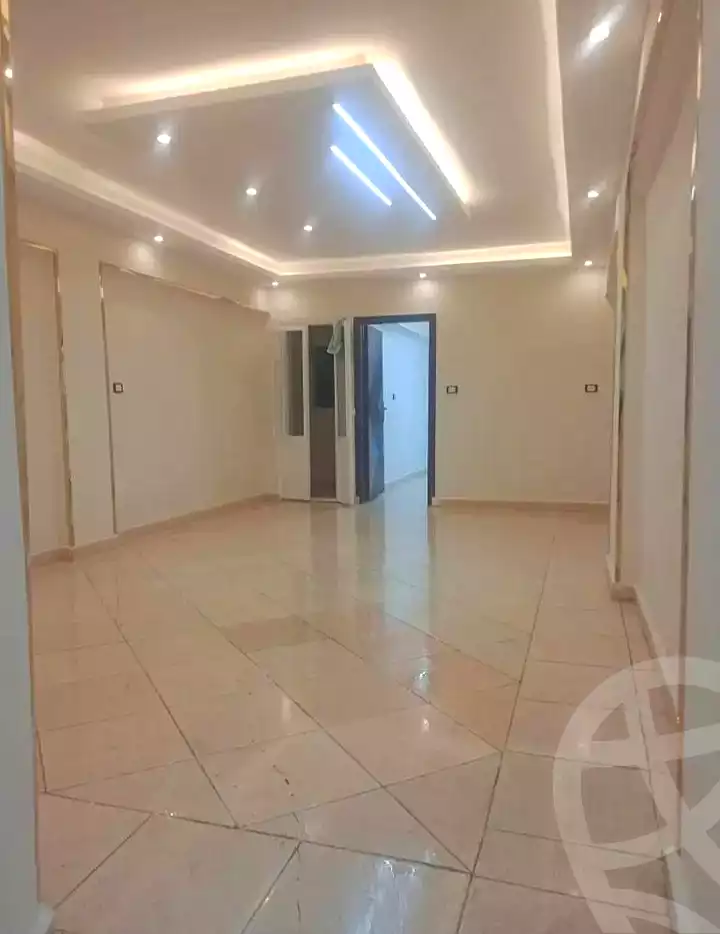 https://aqarmap.com.eg/en/listing/7154212-for-sale-alexandria-al-agamy-el-hanouvel-radwan-st