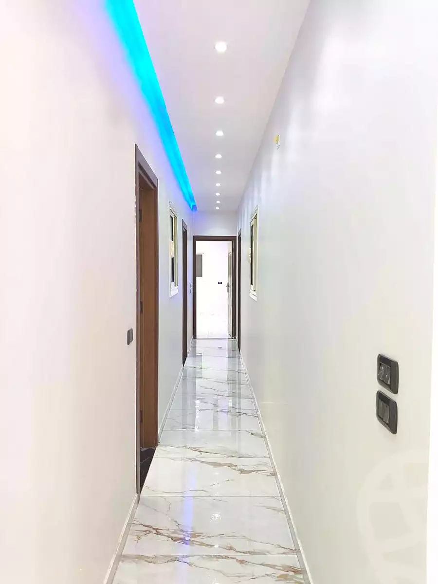 https://aqarmap.com.eg/en/listing/7154217-for-sale-cairo-helwan-hadayek-helwan-nile-corniche-st