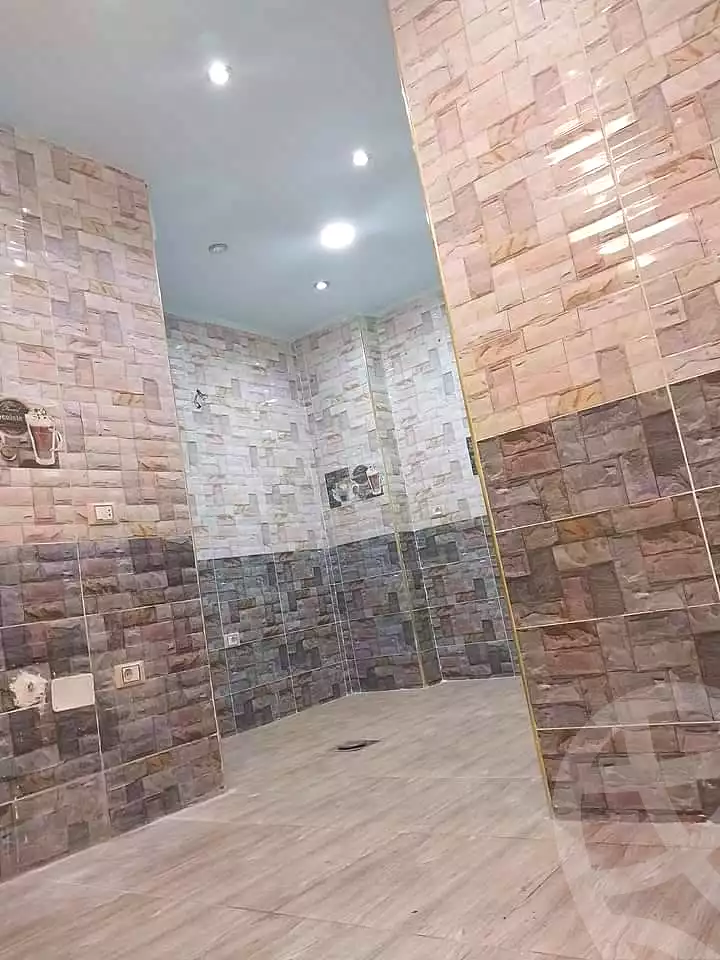 https://aqarmap.com.eg/en/listing/7154223-for-sale-cairo-helwan-helwan-el-sharkeya-ryad-pasha-st