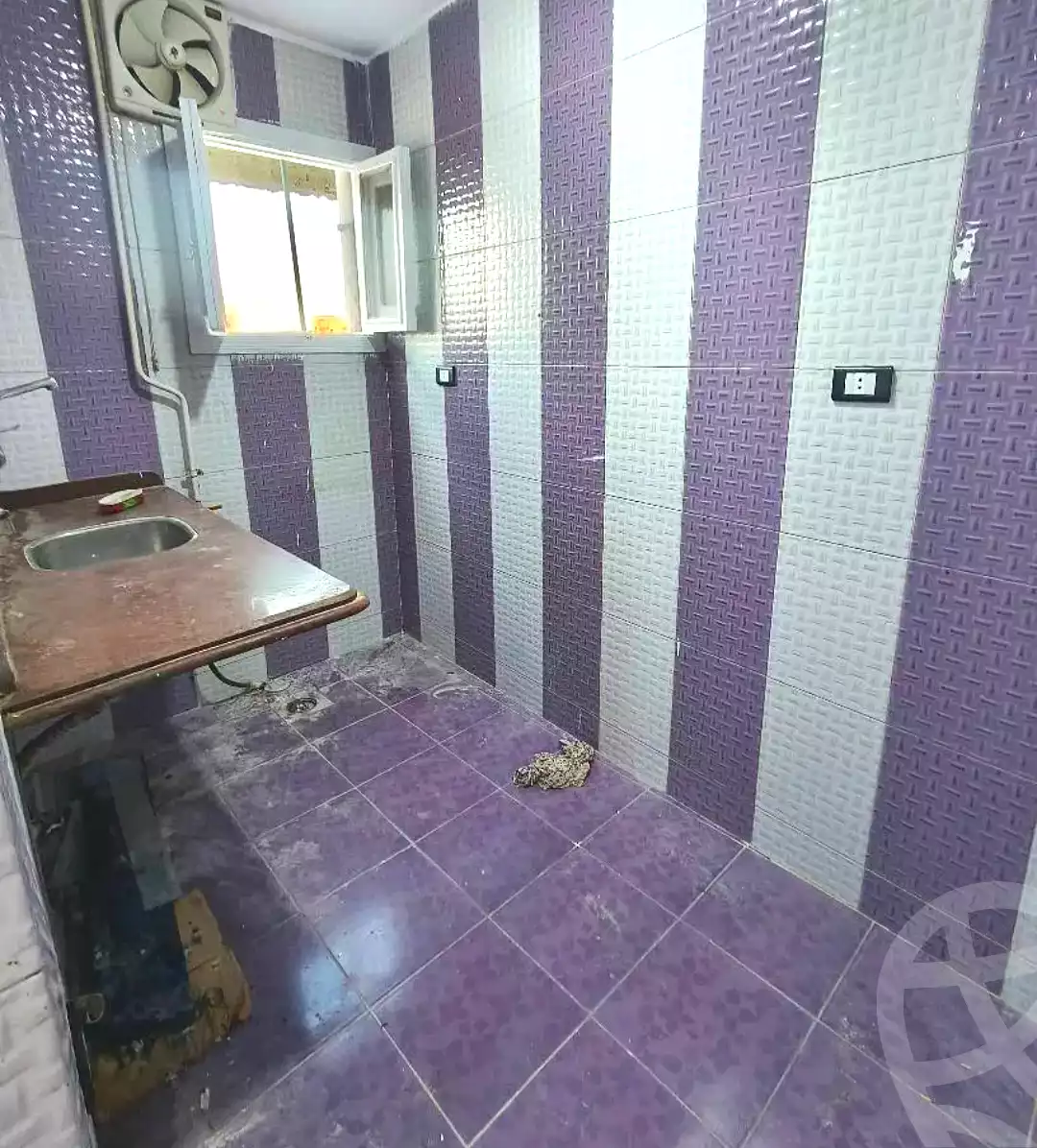 https://aqarmap.com.eg/en/listing/7154228-for-sale-alexandria-lsywf-el-falki