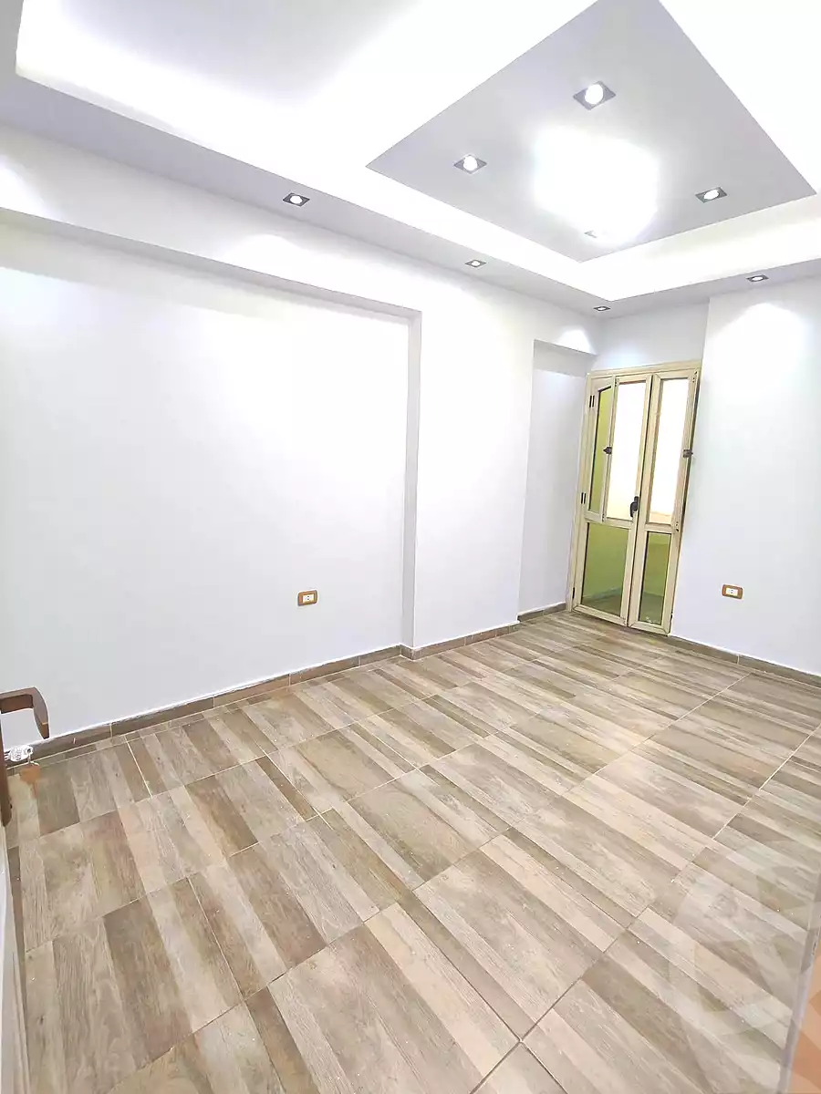 https://aqarmap.com.eg/ar/listing/7154232-for-sale-alexandria-sydy-bshr-sydy-bshr-bhry-shr-khld-bn-lwlyd