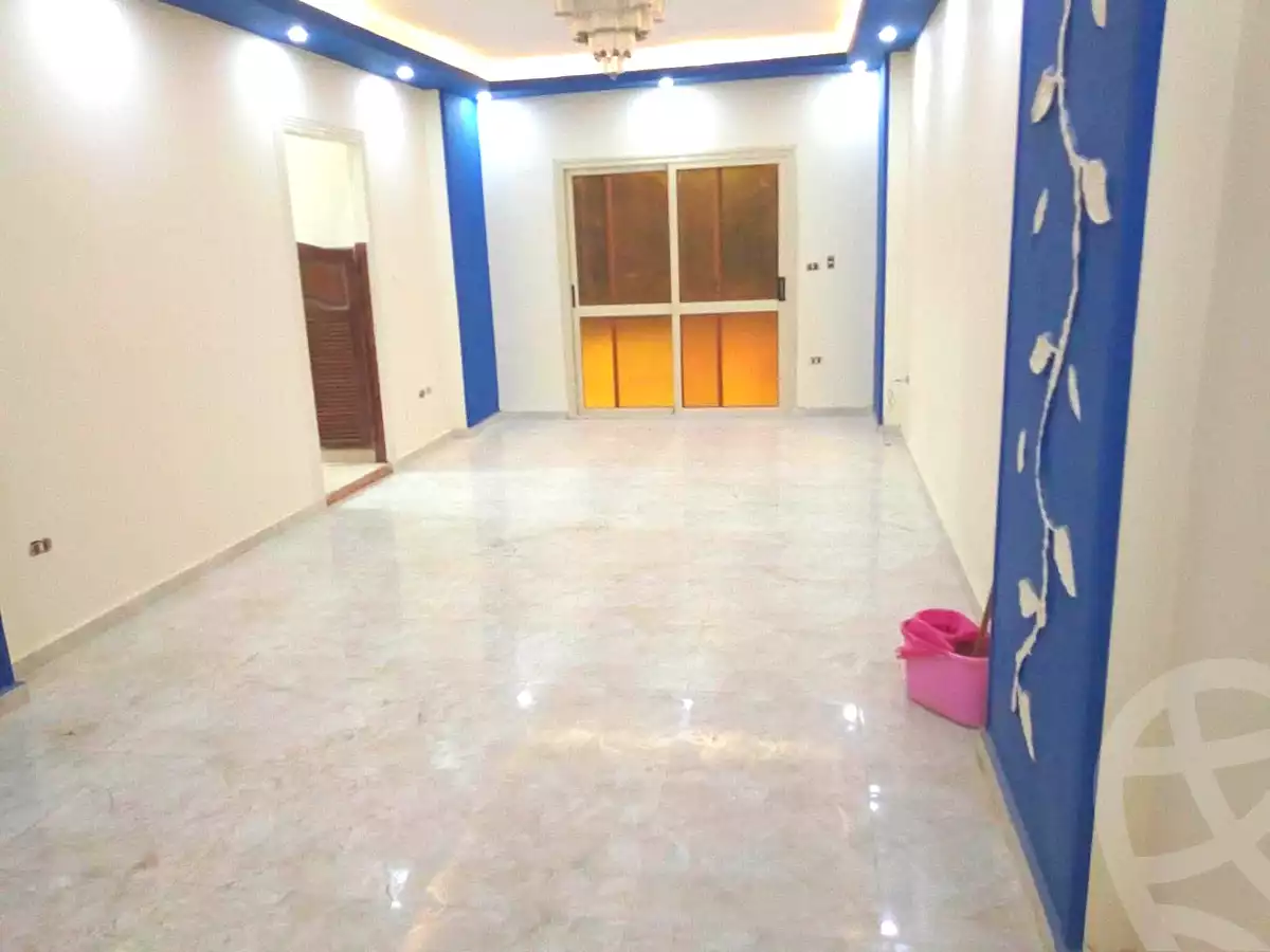 https://aqarmap.com.eg/en/listing/7154315-for-sale-cairo-el-haram-el-lebeny-soltan-khattab-st