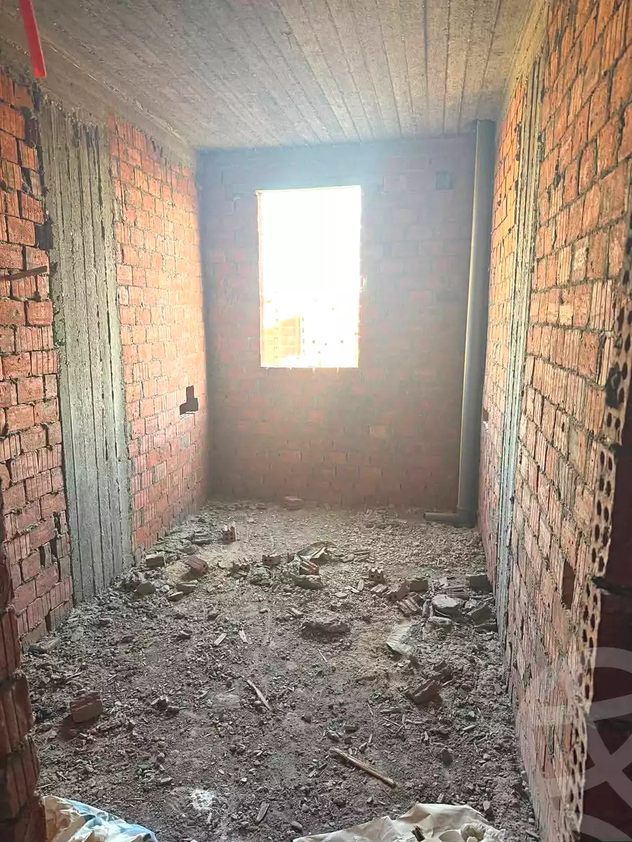 https://aqarmap.com.eg/ar/listing/7154331-for-sale-cairo-el-haram-el-lebeny-soltan-khattab-st