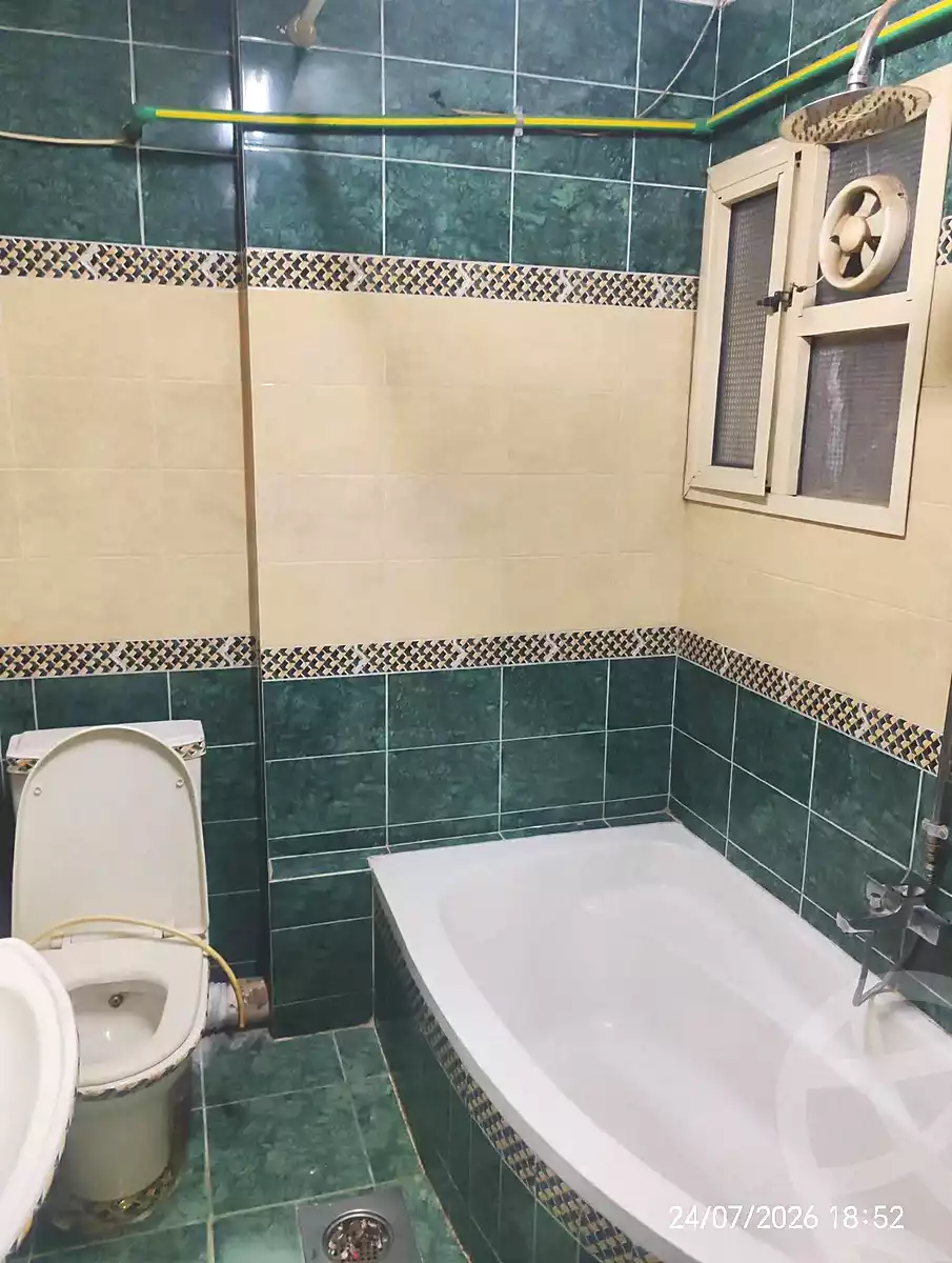 https://aqarmap.com.eg/ar/listing/7154342-for-sale-cairo-ain-shams-ain-shams-el-sharkia-el-zahraa-st