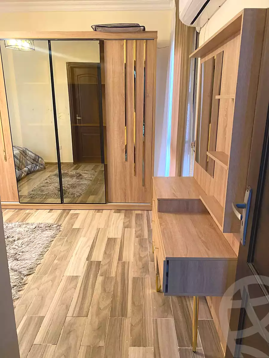 https://aqarmap.com.eg/en/listing/7154385-for-rent-cairo-el-sheikh-zayed-city-compounds-jn-2