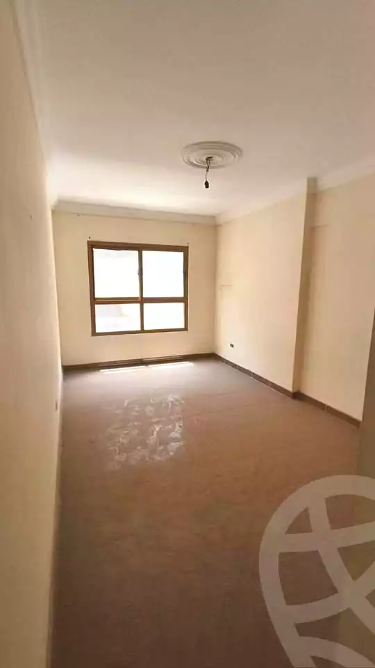 https://aqarmap.com.eg/ar/listing/7154907-for-sale-alexandria-sydy-bshr
