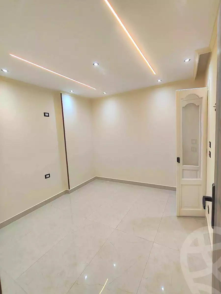 https://aqarmap.com.eg/en/listing/7154921-for-sale-alexandria-sydy-bshr-tryq-ljysh