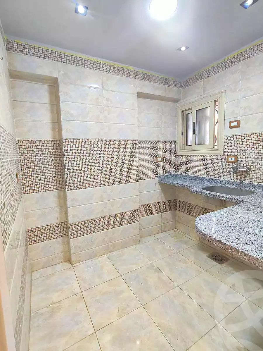 https://aqarmap.com.eg/ar/listing/7155033-for-sale-alexandria-sydy-bshr-sydy-bshr-bhry-shr-khld-bn-lwlyd