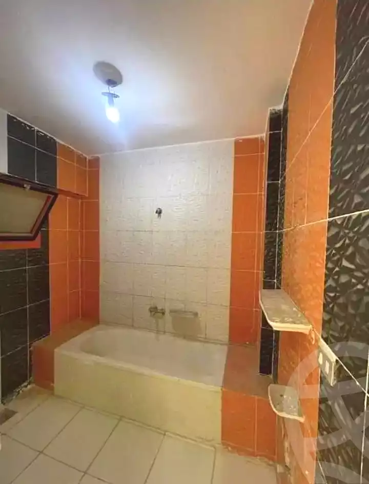 https://aqarmap.com.eg/en/listing/7155327-for-sale-alexandria-al-agamy-el-hanouvel-al-haded-we-al-soulb-st