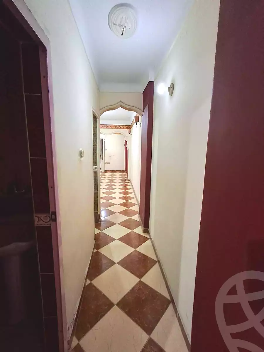 https://aqarmap.com.eg/ar/listing/7155433-for-sale-alexandria-lsywf-el-falki