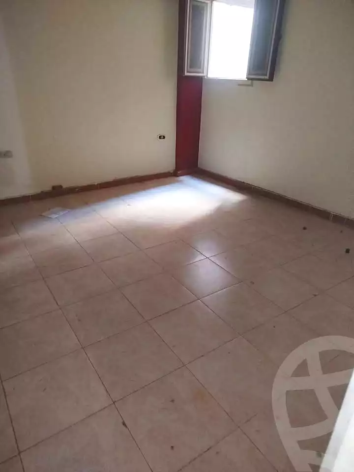 https://aqarmap.com.eg/ar/listing/7155451-for-sale-alexandria-al-agamy-bw-ywsf