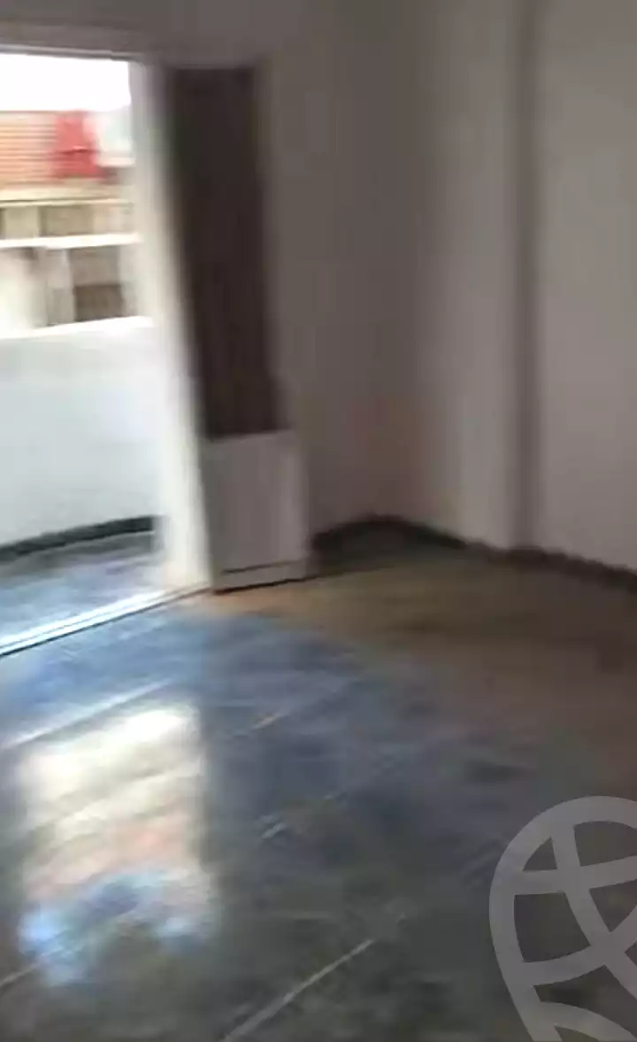 https://aqarmap.com.eg/ar/listing/7155540-for-sale-alexandria-sydy-bshr-sydy-bshr-bhry-shr-mhmwd-l-yswy
