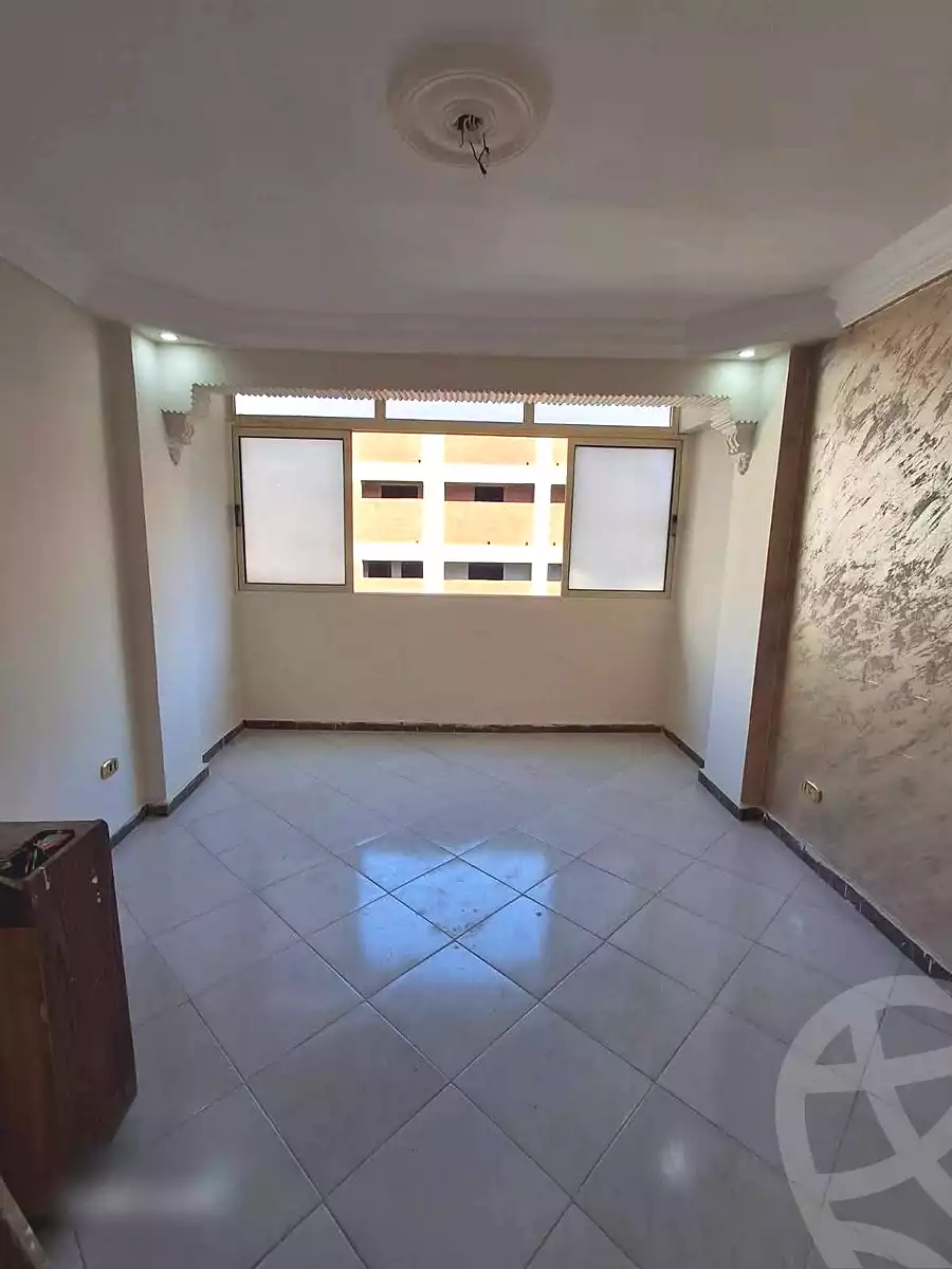 https://aqarmap.com.eg/ar/listing/7155593-for-sale-alexandria-lsywf-el-falki