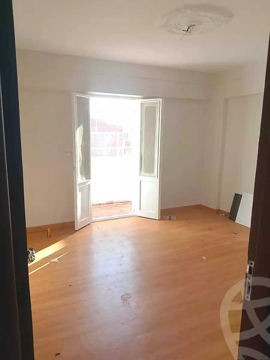 https://aqarmap.com.eg/en/listing/7155724-for-sale-alexandria-al-agamy-el-hanouvel-el-salam-st