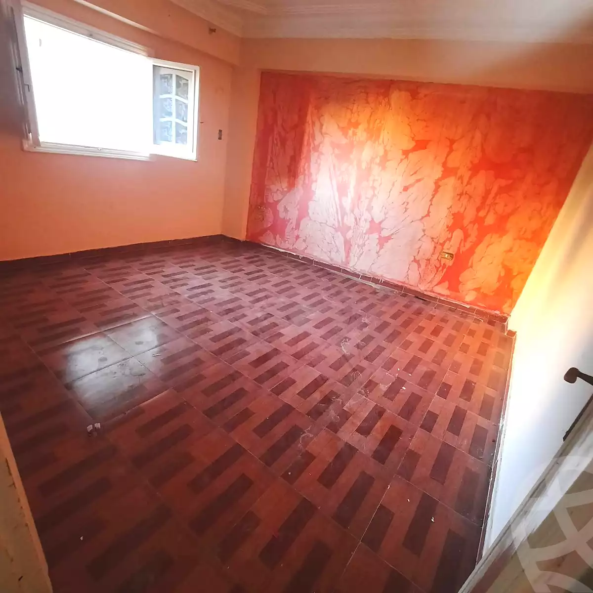 https://aqarmap.com.eg/ar/listing/7155799-for-sale-alexandria-al-agamy-el-hanouvel-al-asdakaa-st
