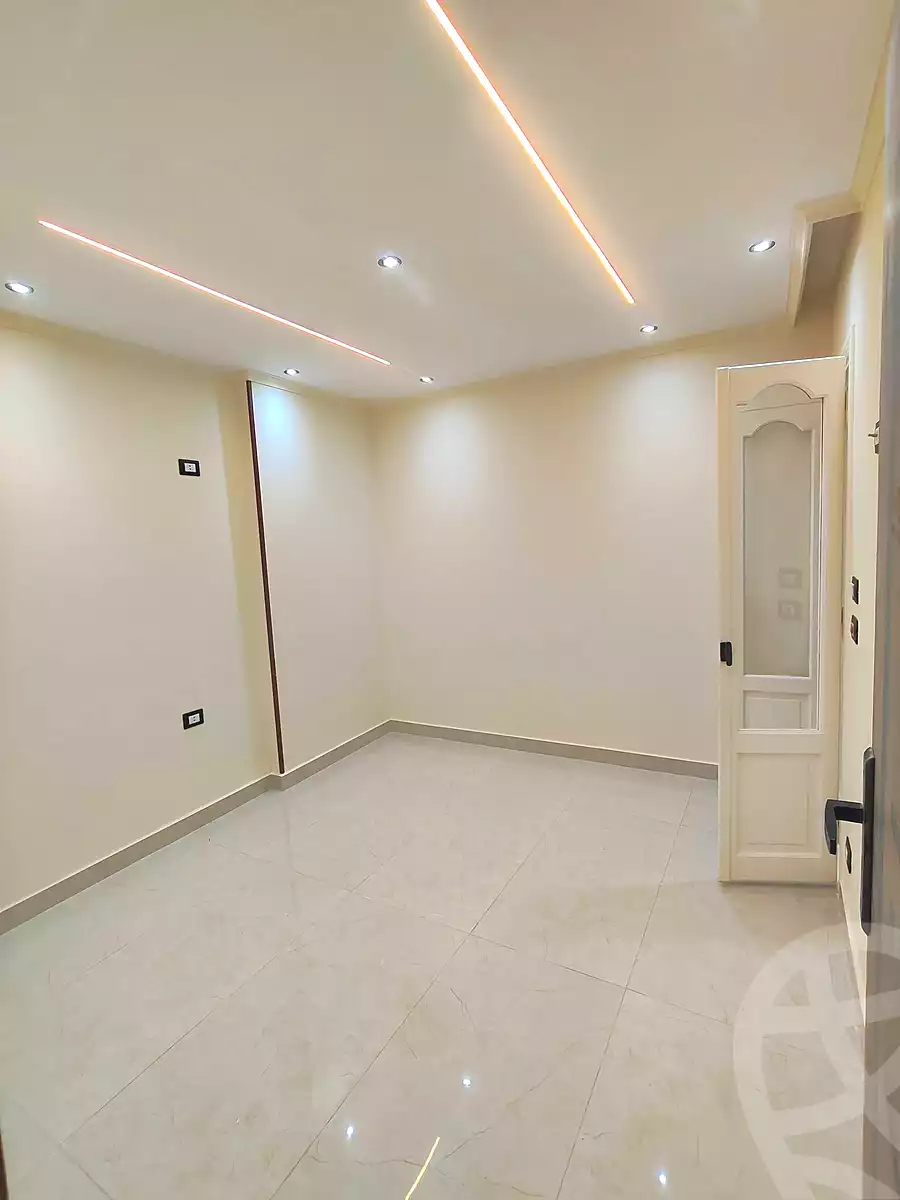 https://aqarmap.com.eg/ar/listing/7155913-for-sale-alexandria-sydy-bshr-sydy-bshr-bhry