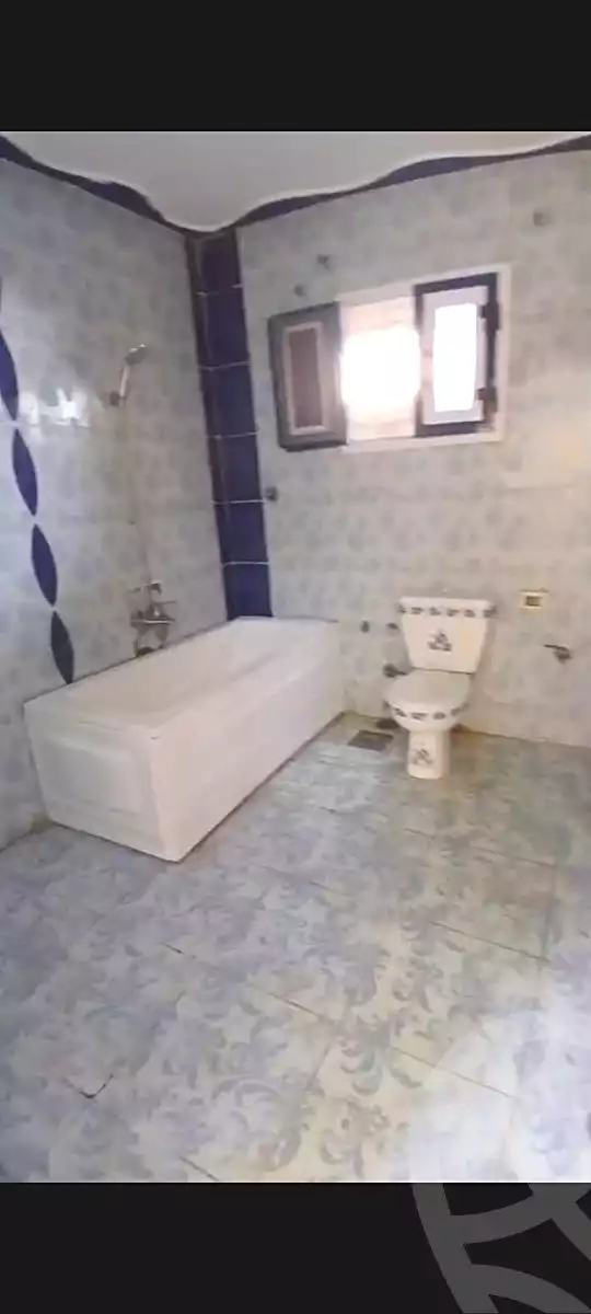 https://aqarmap.com.eg/en/listing/7155926-for-sale-alexandria-al-agamy-lbytsh-mohamed-el-fardi-st