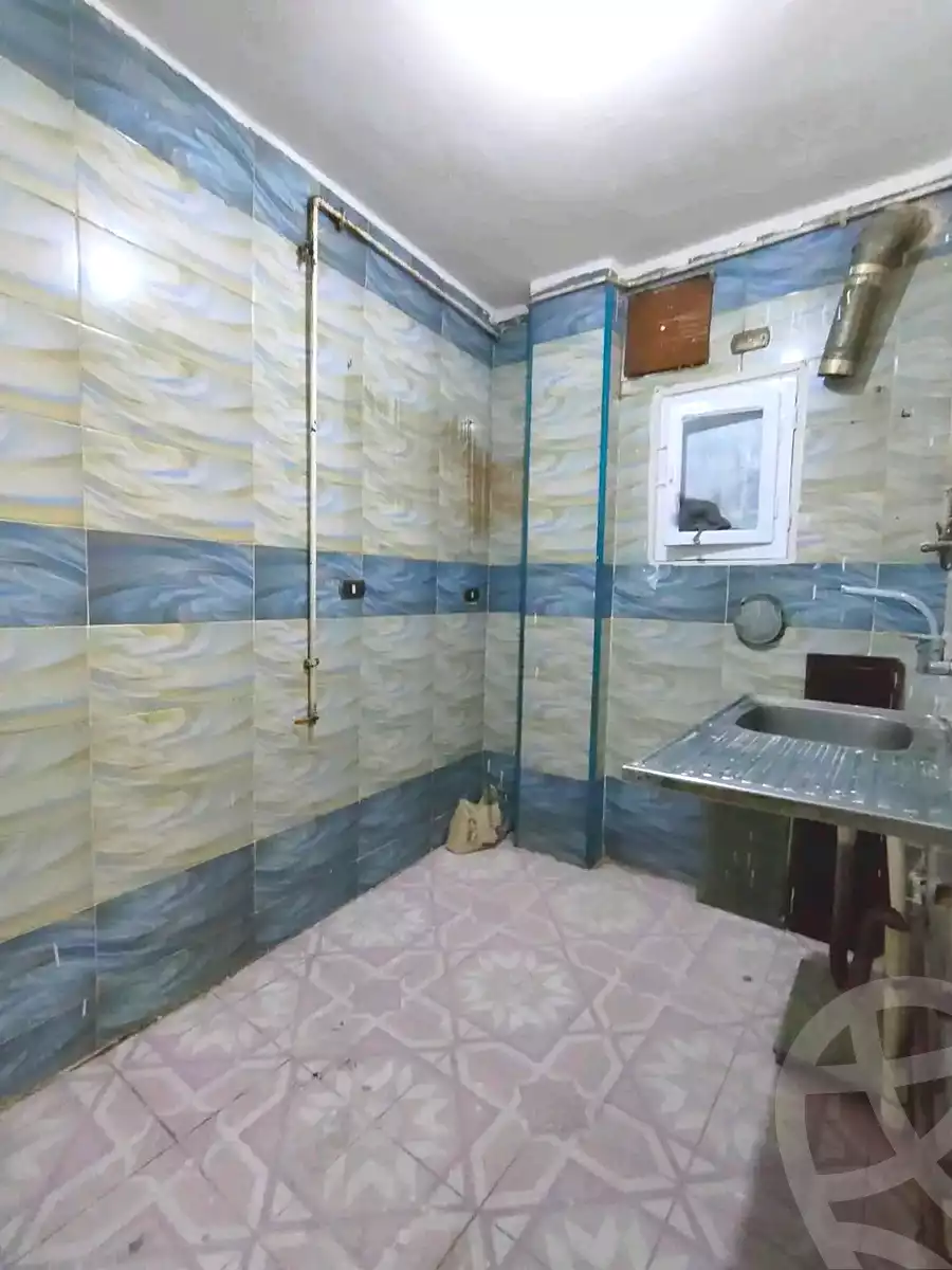 https://aqarmap.com.eg/ar/listing/7156233-for-sale-qalyubia-shubra-el-khaima-om-bayoumi