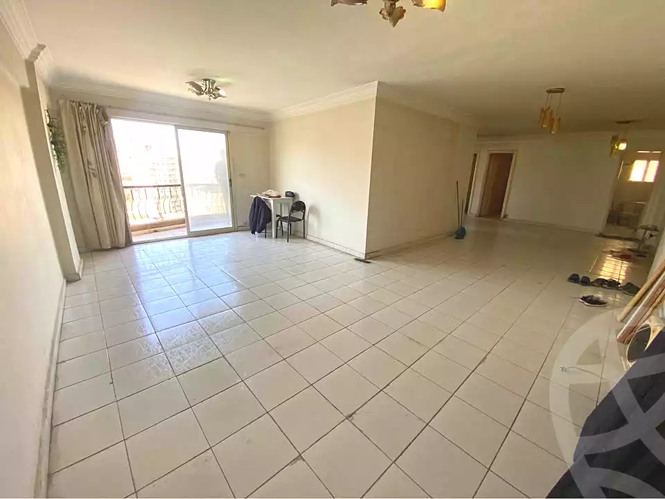 https://aqarmap.com.eg/en/listing/7156274-for-sale-alexandria-lsywf-mostafa-kamel-st