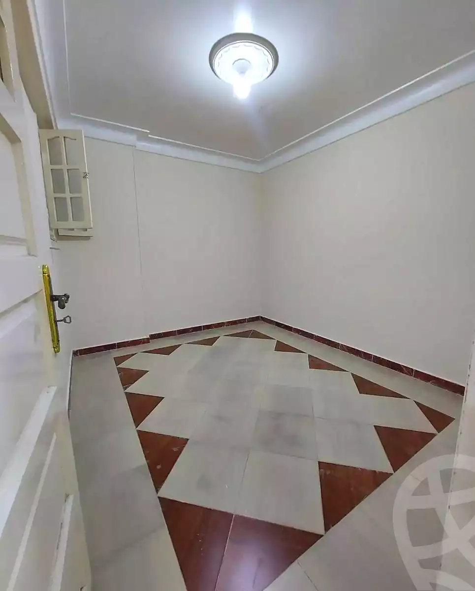 https://aqarmap.com.eg/ar/listing/7156450-for-sale-alexandria-lsywf-shamaa