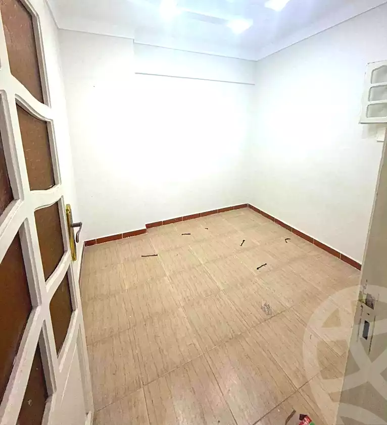 https://aqarmap.com.eg/ar/listing/7156681-for-sale-alexandria-lsywf-el-falki