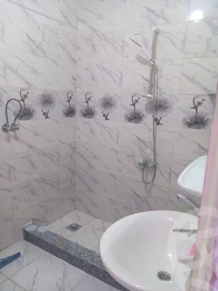 https://aqarmap.com.eg/ar/listing/7156874-for-rent-alexandria-al-agamy-lbytsh-bianchiii
