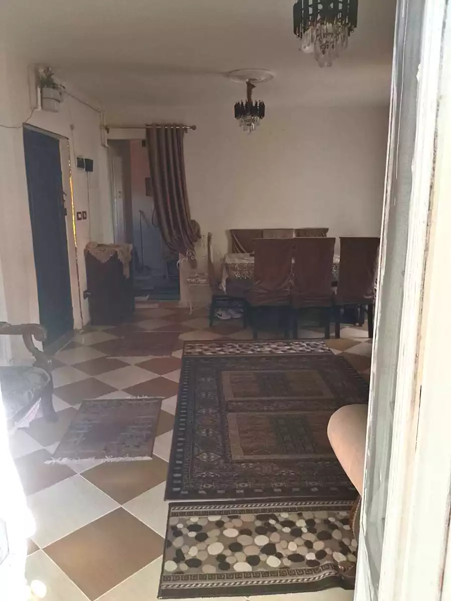 https://aqarmap.com.eg/en/listing/7156997-for-sale-alexandria-alhadara-new-el-hadra-mohammed-abd-el-aleem-st