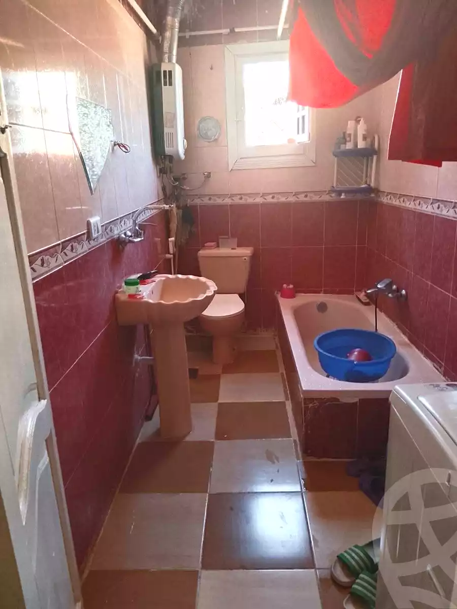 https://aqarmap.com.eg/en/listing/7156997-for-sale-alexandria-alhadara-new-el-hadra-mohammed-abd-el-aleem-st